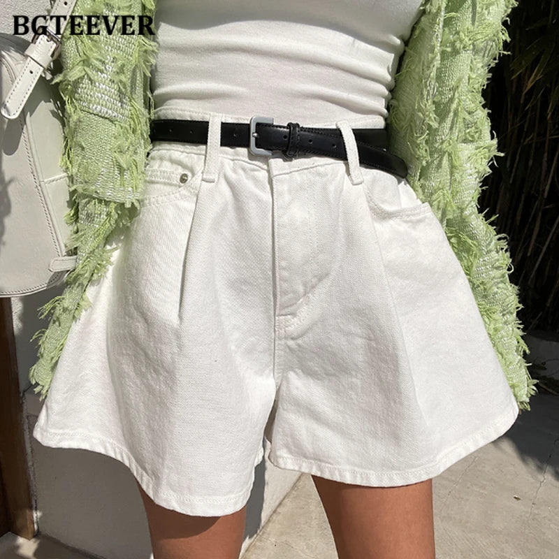 BGTEEVER Pantalones Cortos de Mezclilla con Bolsillos Sueltos de Pierna Ancha para Mujer, Shorts Casuales de Jean de Cintura Alta con Un Solo Botón para Damas
