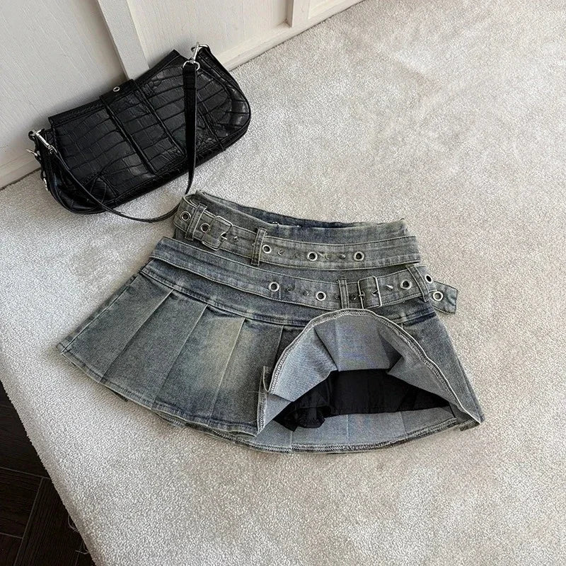 Riveted Belt Denim Skirt
