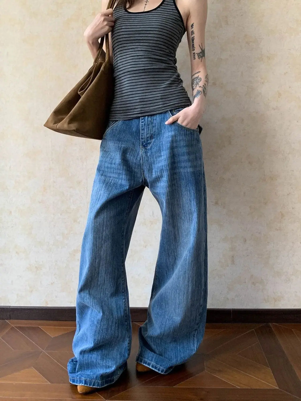washed button design straight leg loose jeans