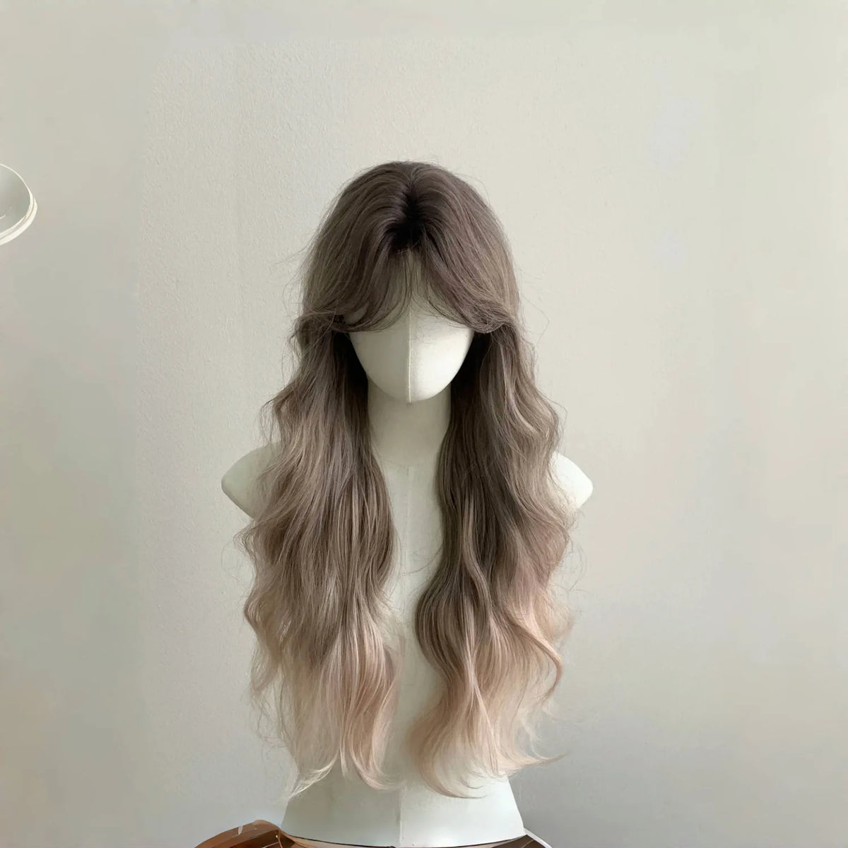 Ashely Light Green Wig