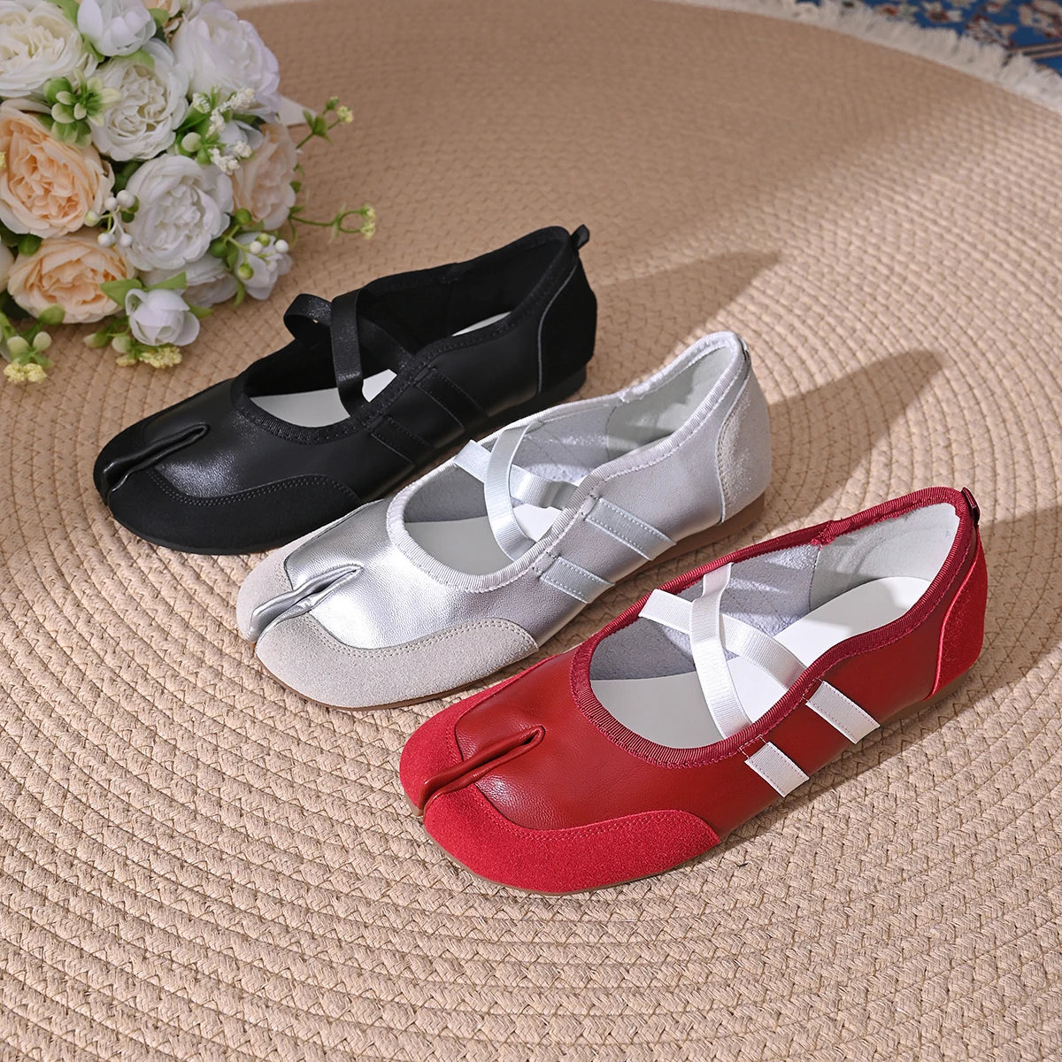Split-Toe Casual Ballet Flats