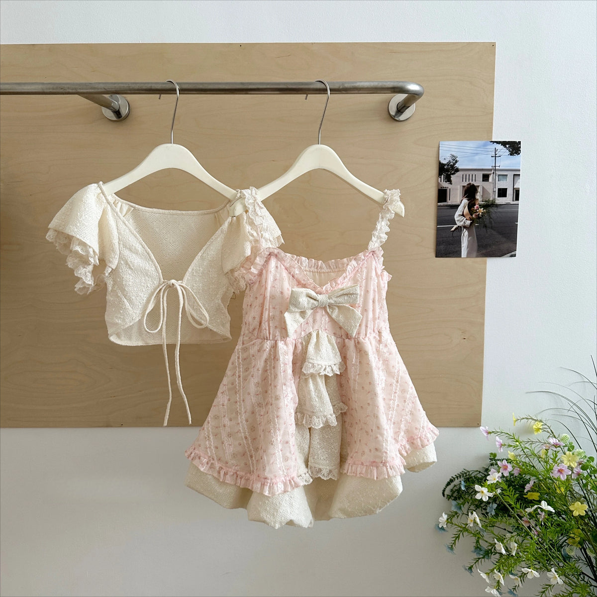 Bow Top + Lace Pleated Skirt