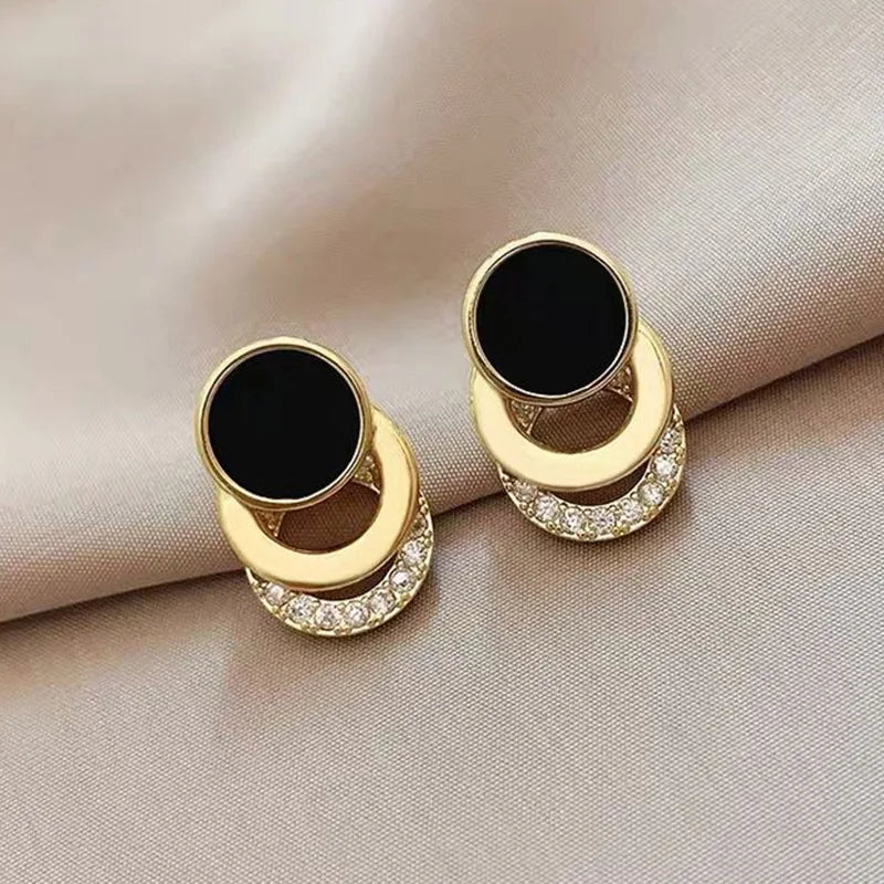 Round Earrings