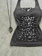 Top Corto con Estampado de Leopardo y Efecto de Doble Capa