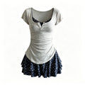 Top Henley de manga corta + Minifalda de volantes superpuestos