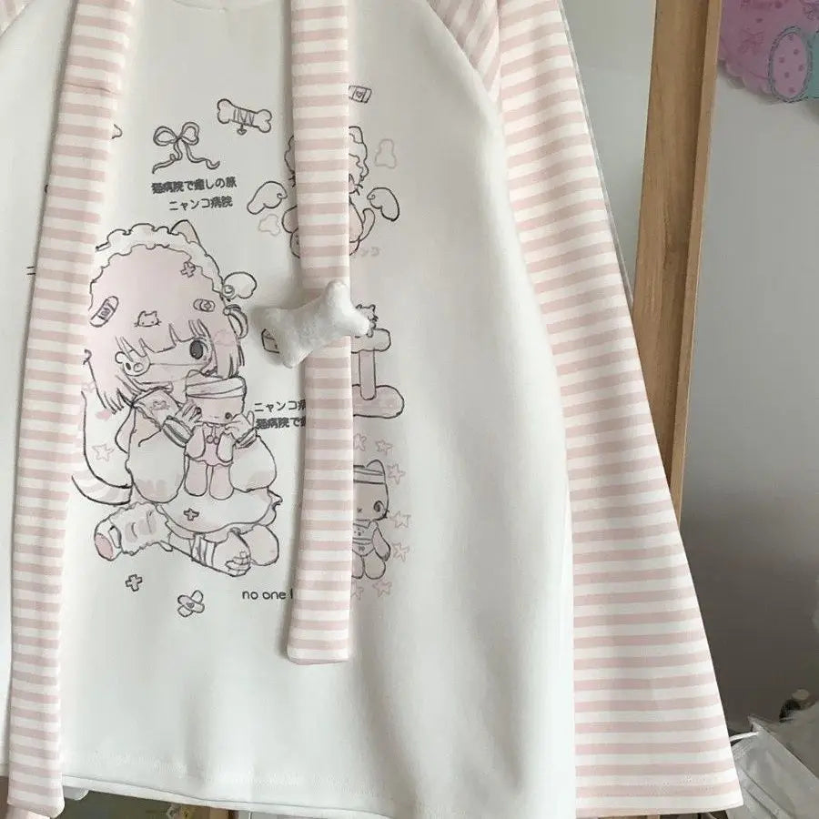 Sweet Kitten Print Graphic Tee