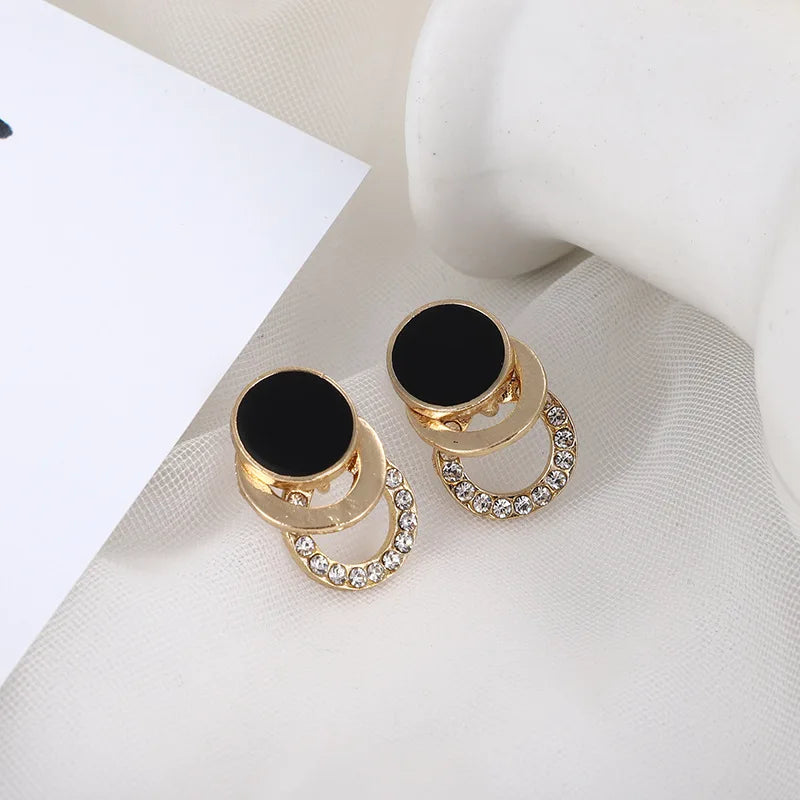 Round Earrings