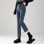Pantalones vaqueros cálidos de invierno para mujer, gruesos, suaves, cómodos, elásticos, de mezclilla, moda coreana, rectos, de terciopelo, ropa de abrigo femenina