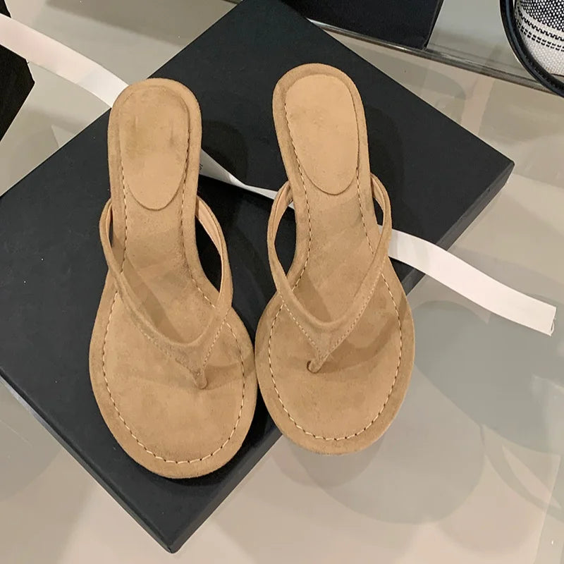 Round Thin Low Heel Sandals