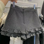 Lace oversized woolen shorts