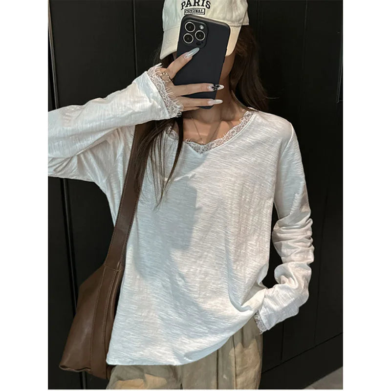 Camiseta Holgada de Talla Grande para Mujer, Negra, Blanca, Otoño, Encaje Suave, Cuello en V, Camiseta Coreana Urbana de Manga Larga, Jersey