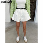 BGTEEVER Pantalones Cortos de Mezclilla con Bolsillos Sueltos de Pierna Ancha para Mujer, Shorts Casuales de Jean de Cintura Alta con Un Solo Botón para Damas