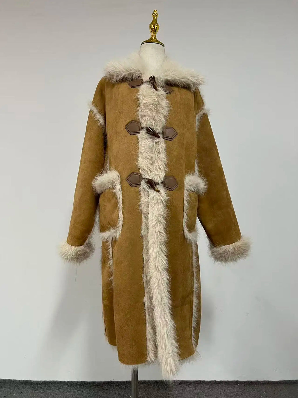 Chaqueta de piel de cordero auténtica para mujer, abrigo de invierno de lujo, parka cálida con forro de piel sintética, gabardina de cuero ecológico