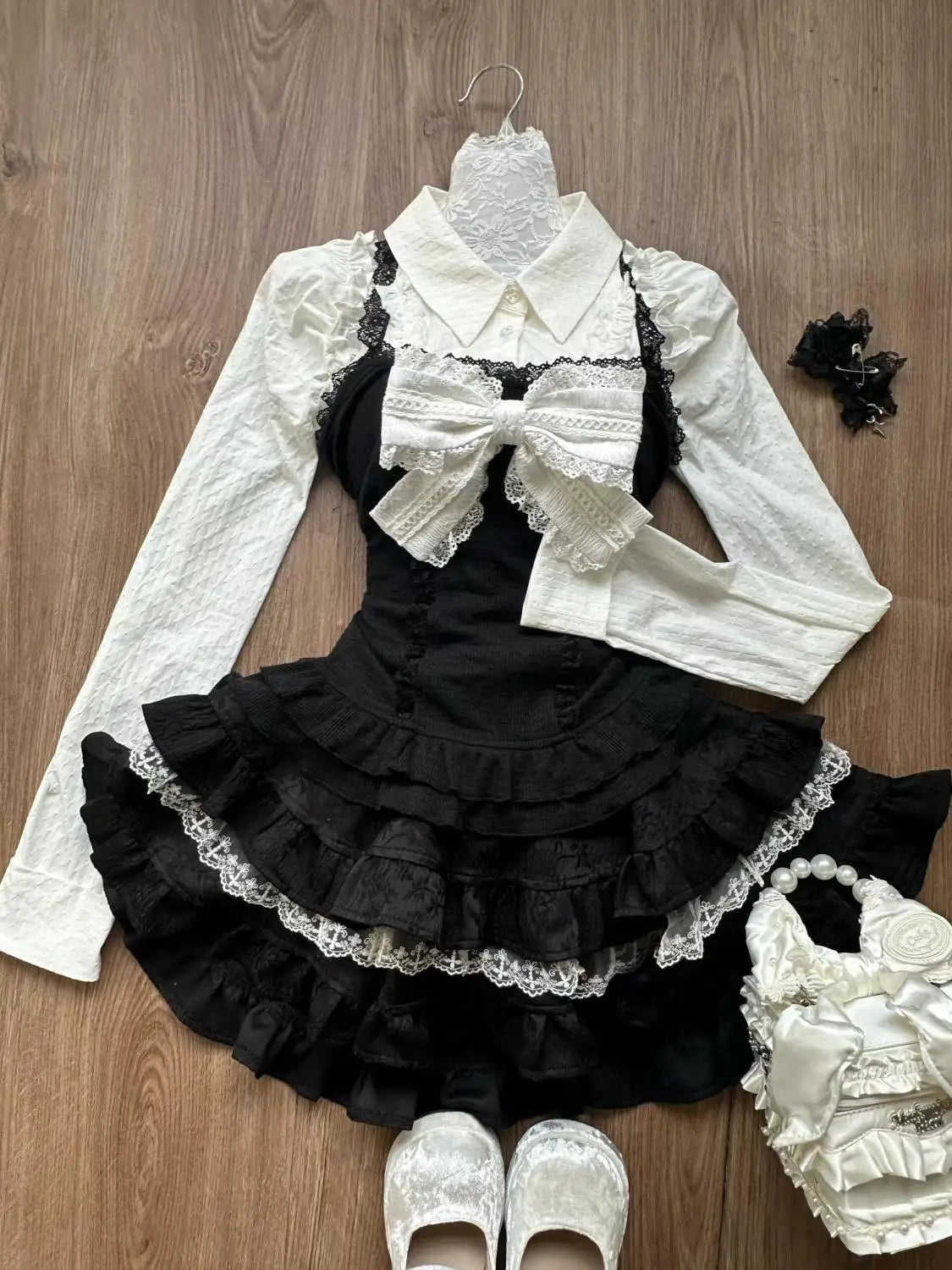 Bow Top + Lace Pleated Skirt