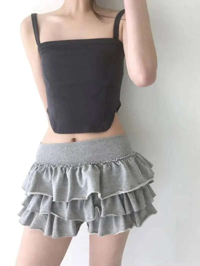 Falda con vuelo y bajo de encaje