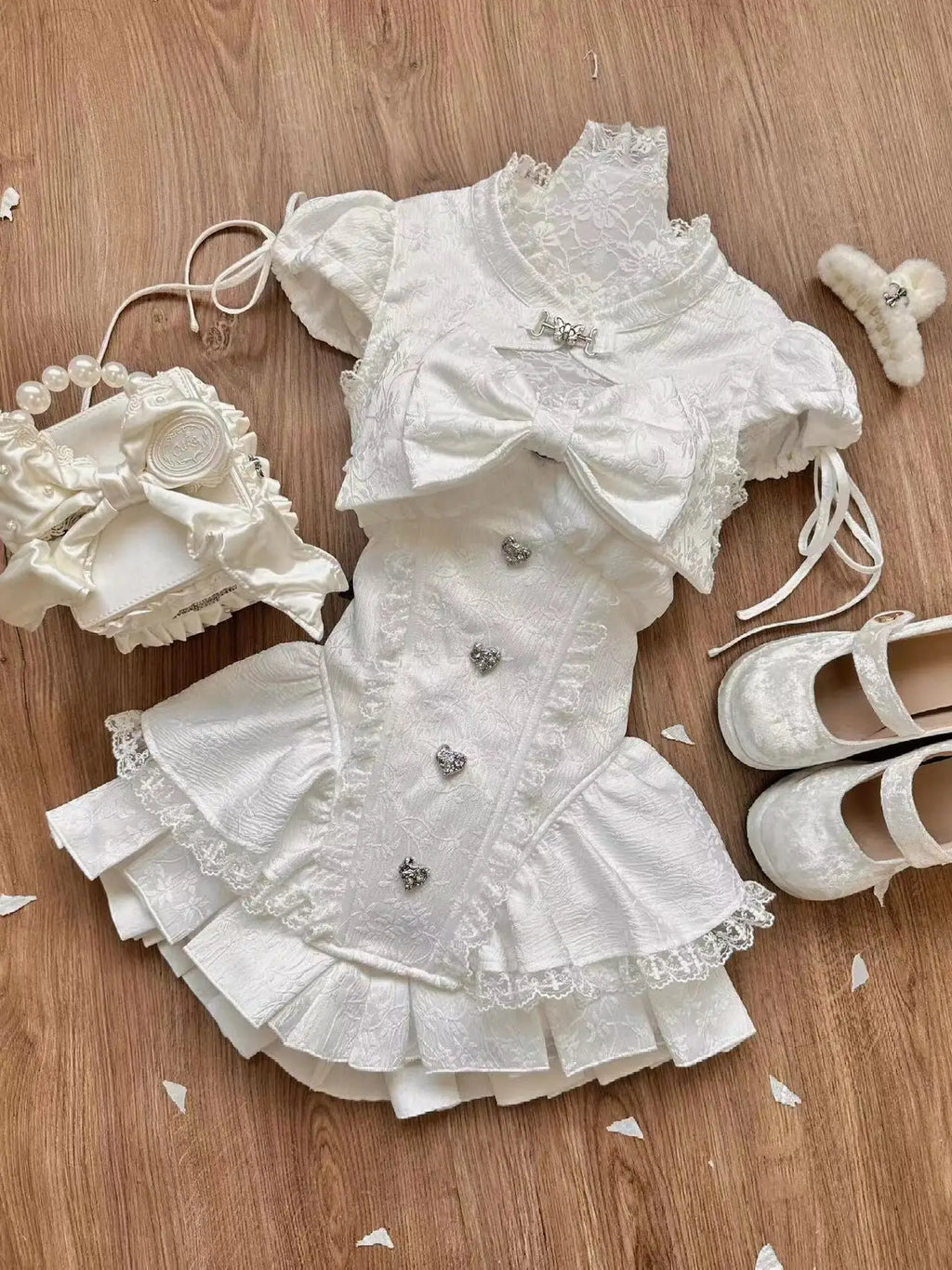 Bow Top + Lace Pleated Skirt