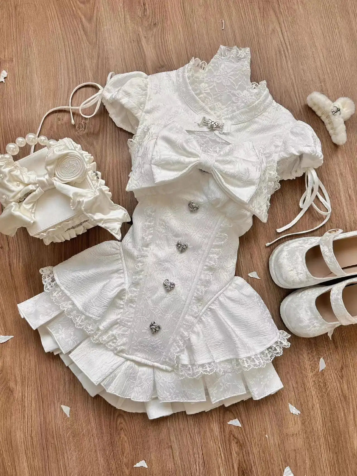 Bow Top + Lace Pleated Skirt