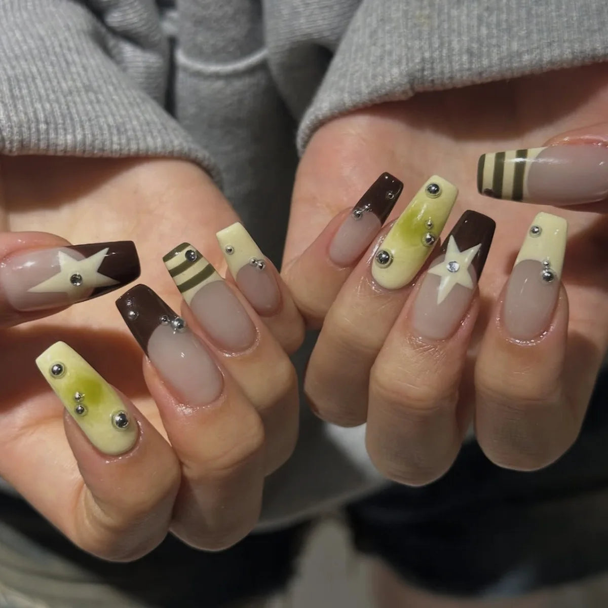 24pcs Y2K Sweet Stars Press On Nails