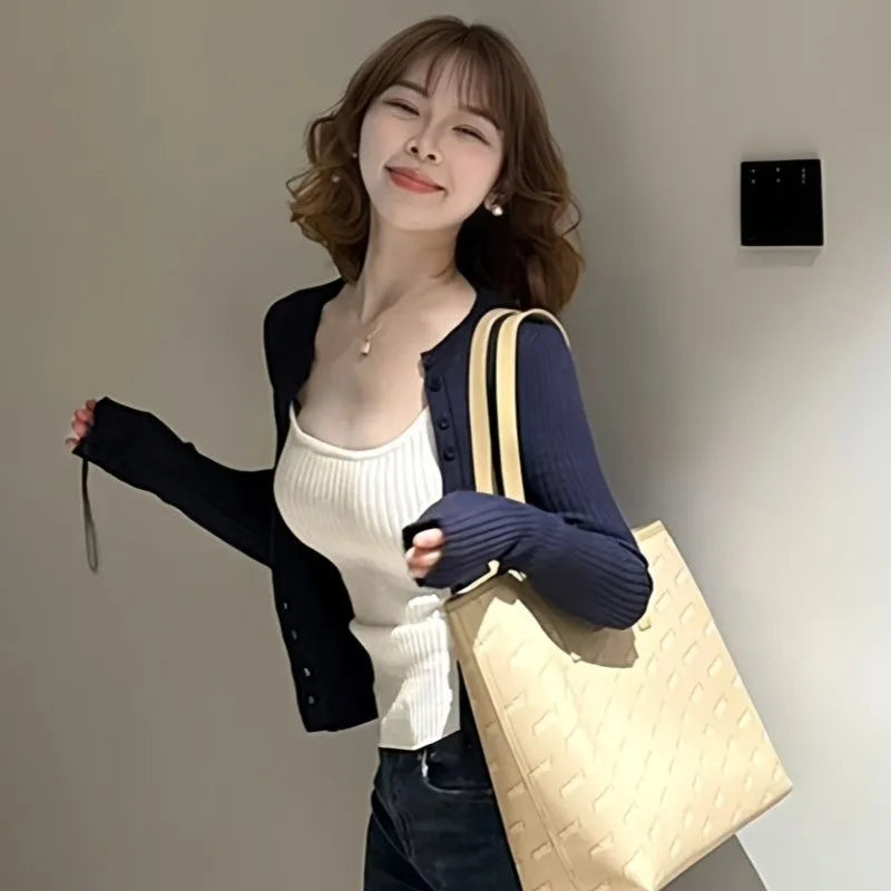 Long-sleeved Knitted Cardigan