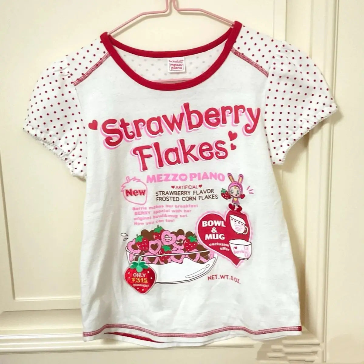 "Strawberry Flakes" Polka Dot Short Sleeve O-neck Tee