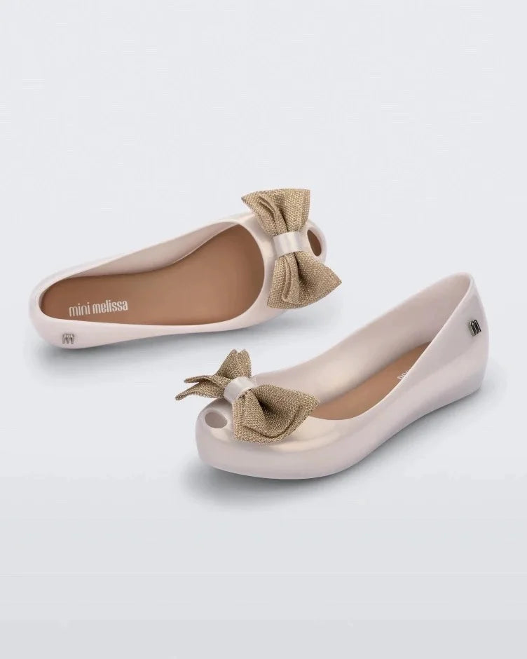 Glossy Square-Toe Jelly Flats with Sparkling Bow Accent