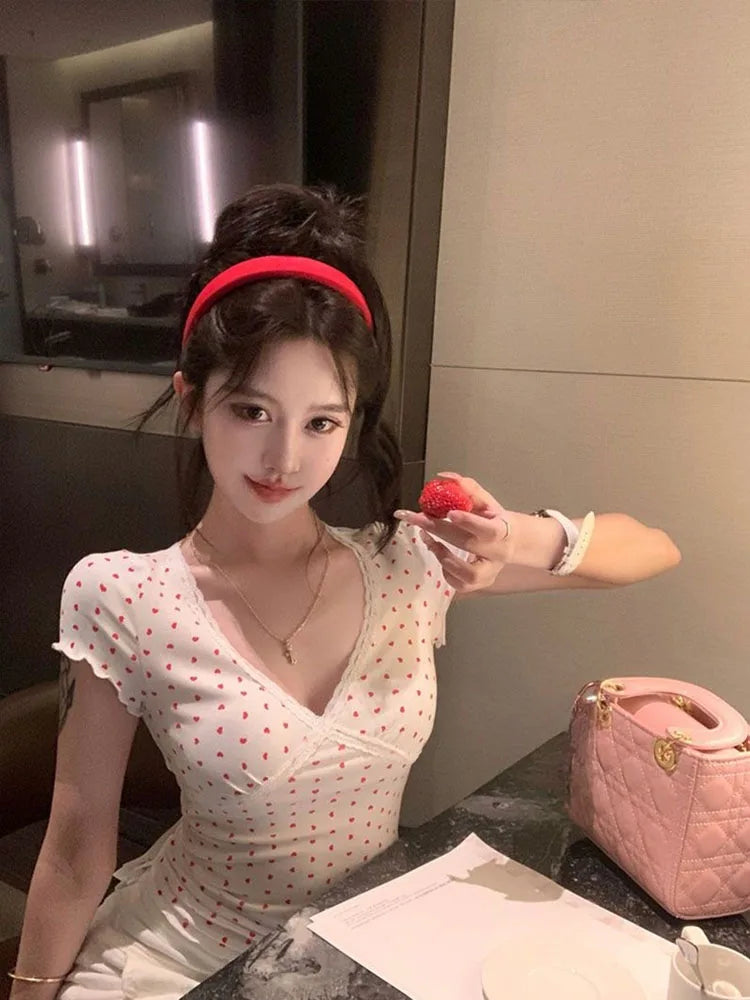 V-neck Lace Stitching Short-sleeved T-shirt