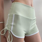 Pantalones cortos de fitness fruncidos