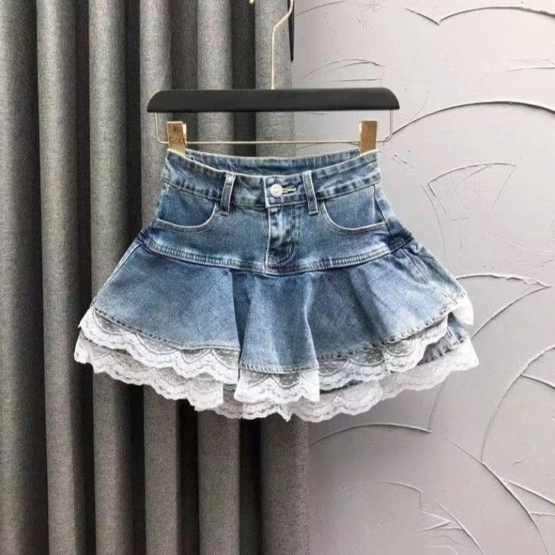 Riveted Belt Denim Skirt