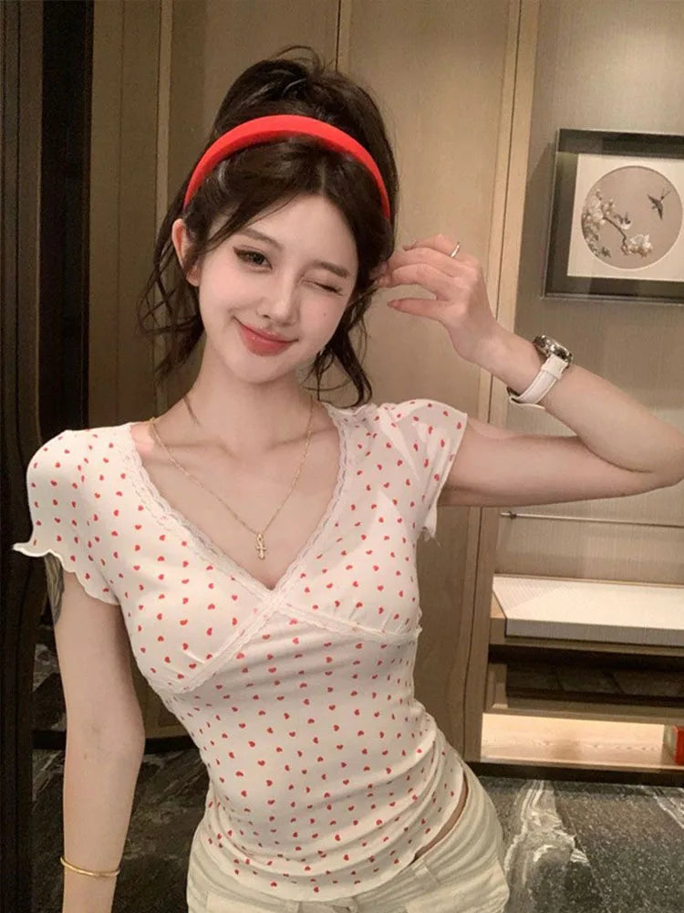V-neck Lace Stitching Short-sleeved T-shirt