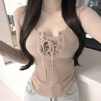 Camisetas de manga larga ajustadas con cordones de encaje coreano sexy de otoño para mujer, a la moda Y2k, nuevas camisetas cortas para mujer que combinan con todo