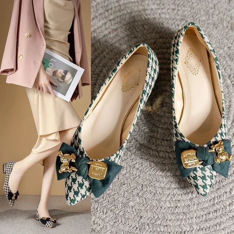 Rivet Pointed Toe Shoes