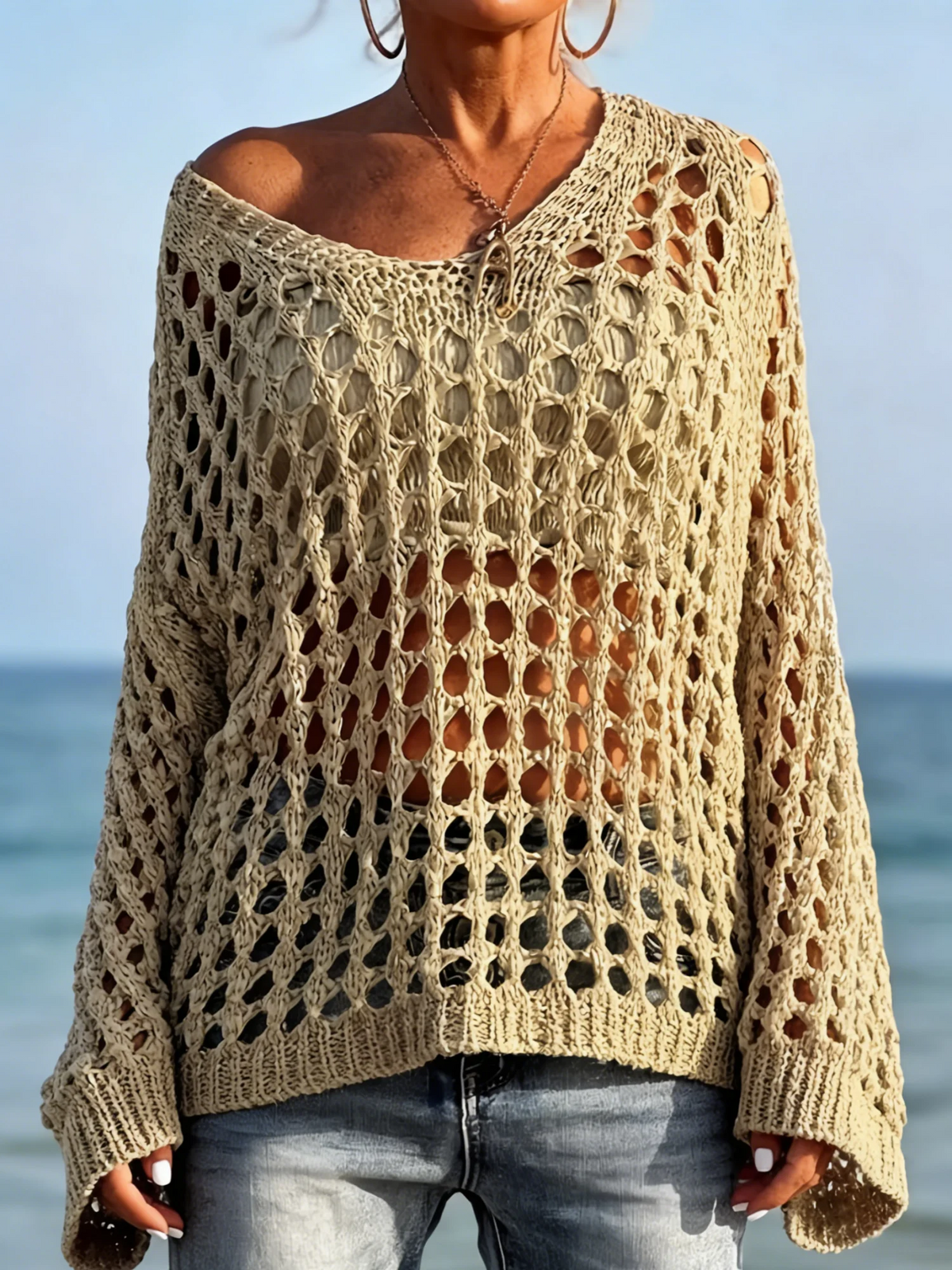hollowed out loose knit long sleeved pullover